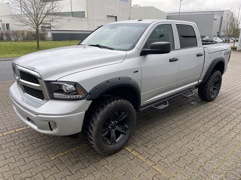Gebraucht Dodge Ram 401 PS (294 kW) 2016 Silber Pickup