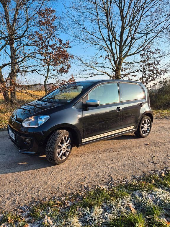 Gebraucht VW up! CLUB 60 PS (44 kW) 2015 Schwarz Kleinwagen