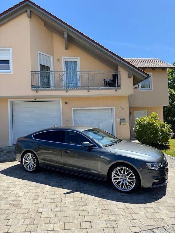 Gebraucht Audi A5 Sportback S-Line 218 PS (160 kW) 2015 Grau Kleinwagen