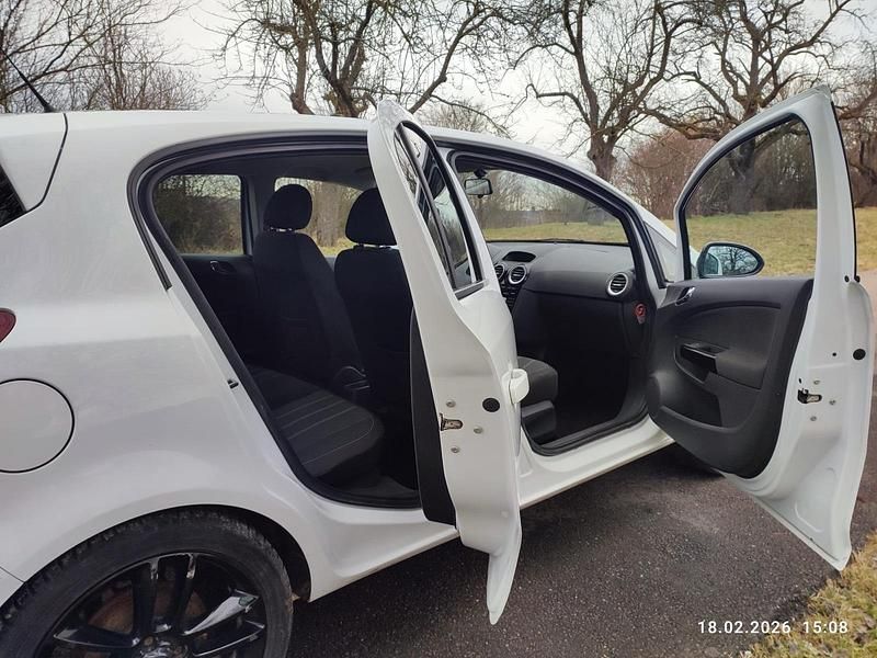Gebraucht Opel Corsa 87 PS (63 kW) 2014 Weiß Kleinwagen