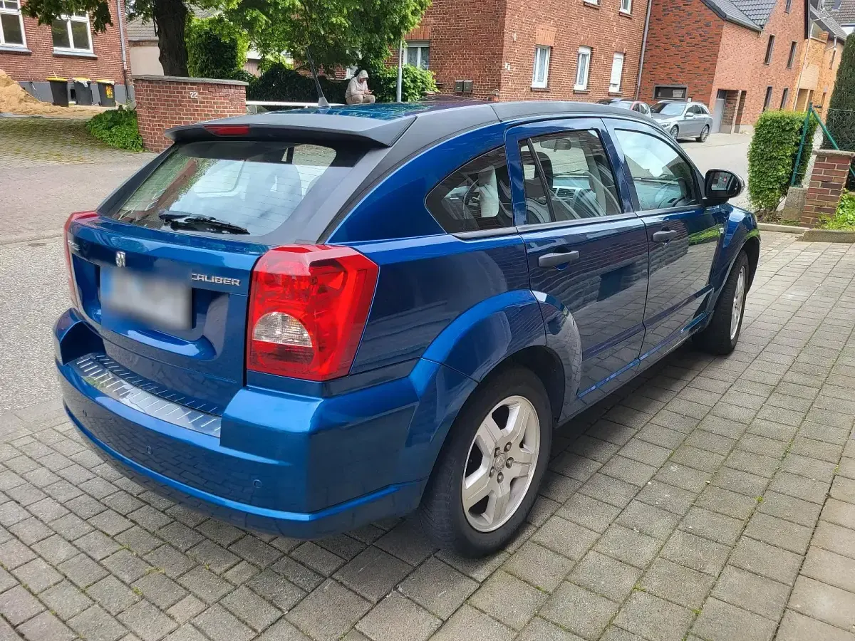 Używany Dodge Caliber 150 KM (110 kW) 2009 Niebieski Hatchback