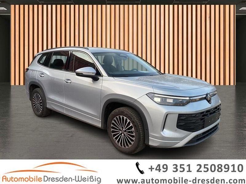 Gebraucht VW Tayron 150 PS (110 kW) 2025 Silber oyster silver metallic (metallic) SUV