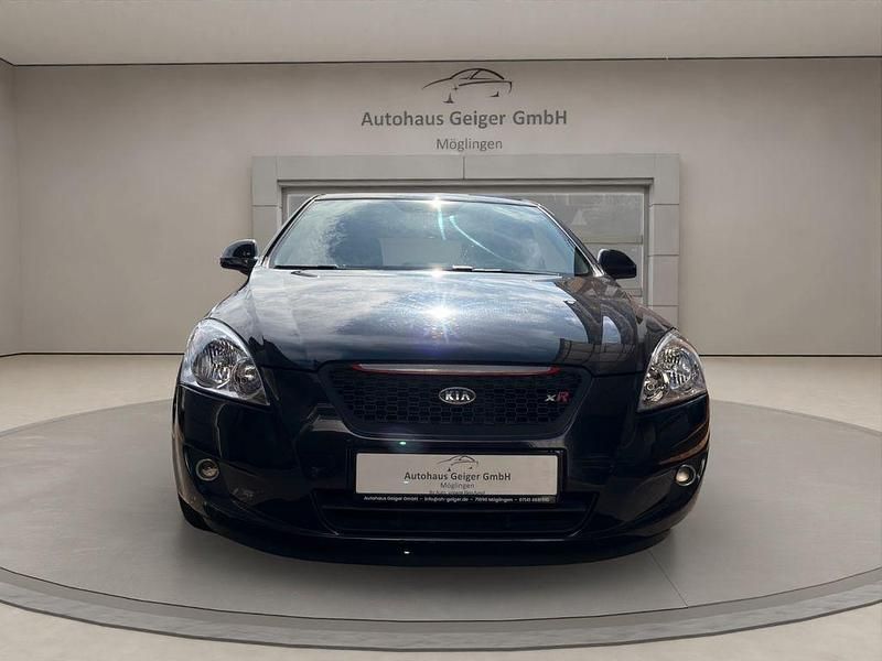 Gebraucht Kia Ceed 109 PS (80 kW) 2007 Schwarz Kleinwagen