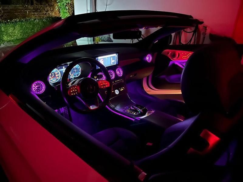 Gebraucht Mercedes C300 258 PS (189 kW) 2019 Weiß Cabrio