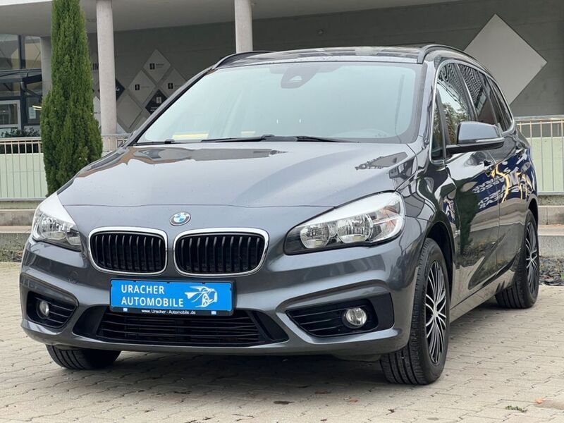 Grau Gebraucht 2015 BMW 218 Gran Tourer Sport Line Van / Kleinbus | 12.990 € (Fairer Preis) - Bild 1/4