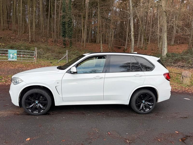 Weiß Gebraucht 2018 BMW X5 M Sport SUV | 23.500 € (Guter Preis) - Bild 1/4