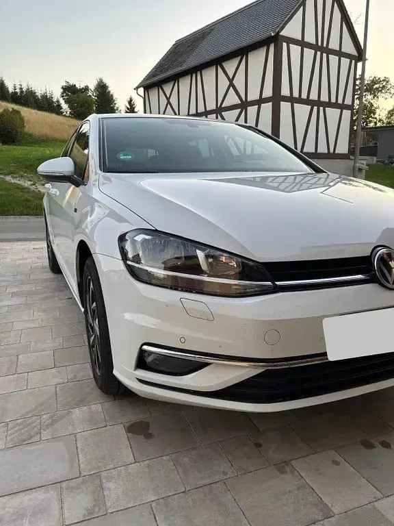 Gebraucht VW Golf VII Join 110 PS (80 kW) 2018 Weiß Limousine