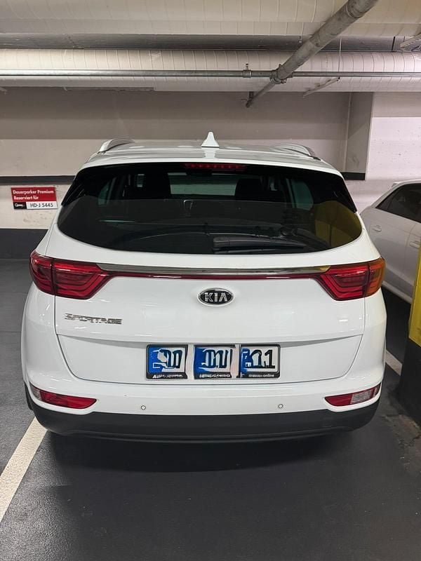 Weiß Gebraucht 2018 Kia Sportage Edition 7 SUV | 14.500 € (Guter Preis) - Bild 1/3