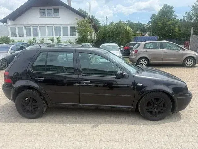 Gebraucht VW Golf IV Basis 75 PS (55 kW) 2003 Schwarz (metallic) Limousine