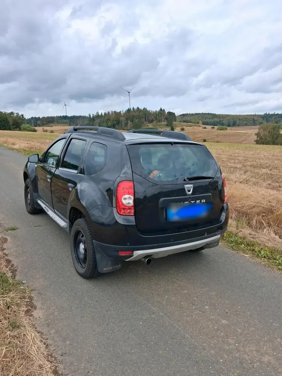 Gebraucht Dacia Duster 105 PS (77 kW) 2013 Schwarz SUV