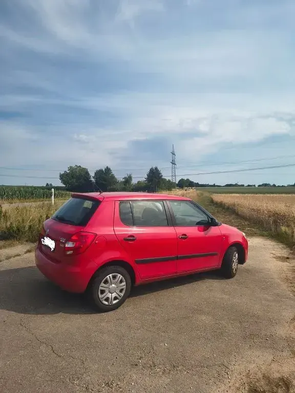 Gebraucht Skoda Fabia Classic 86 PS (63 kW) 2009 Rot Limousine