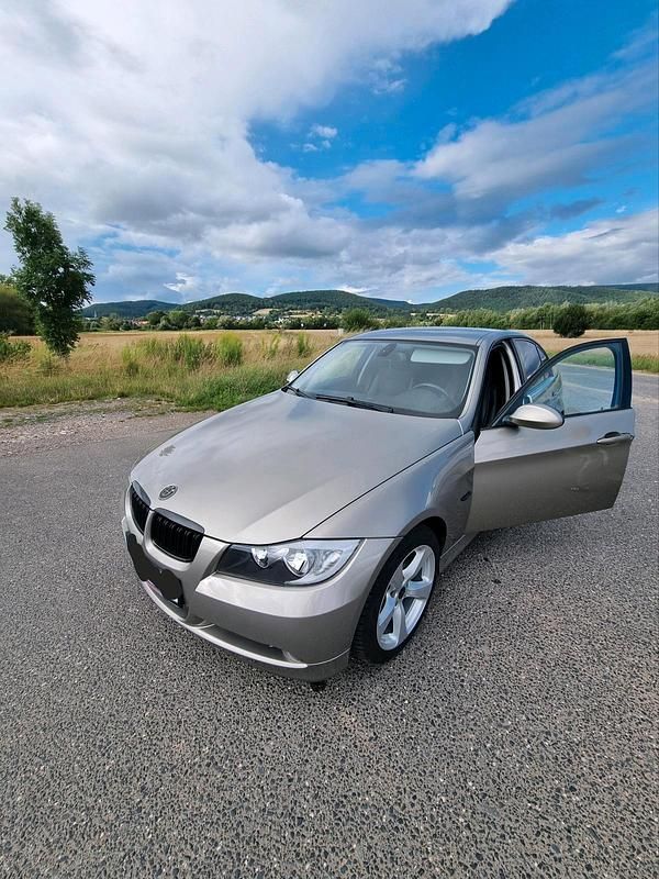 Gebraucht BMW 318 125 PS (91 kW) 2007 Limousine