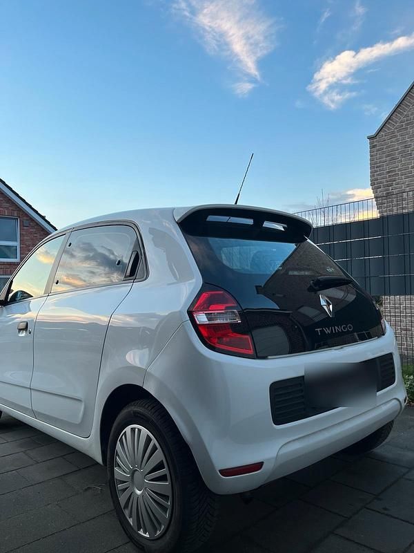 Gebraucht Renault Twingo 70 PS (51 kW) 2017 Weiß Kleinwagen