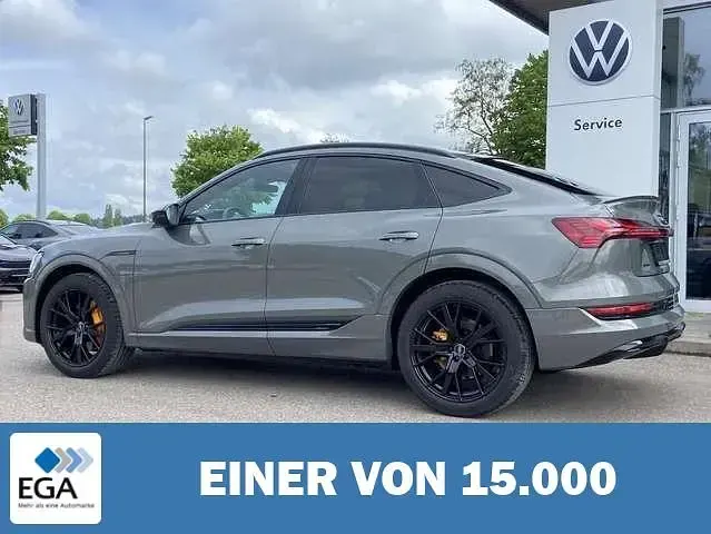 Gebraucht Audi e-tron S-Line 230 kW (313 PS) 2022 Grau metallic SUV