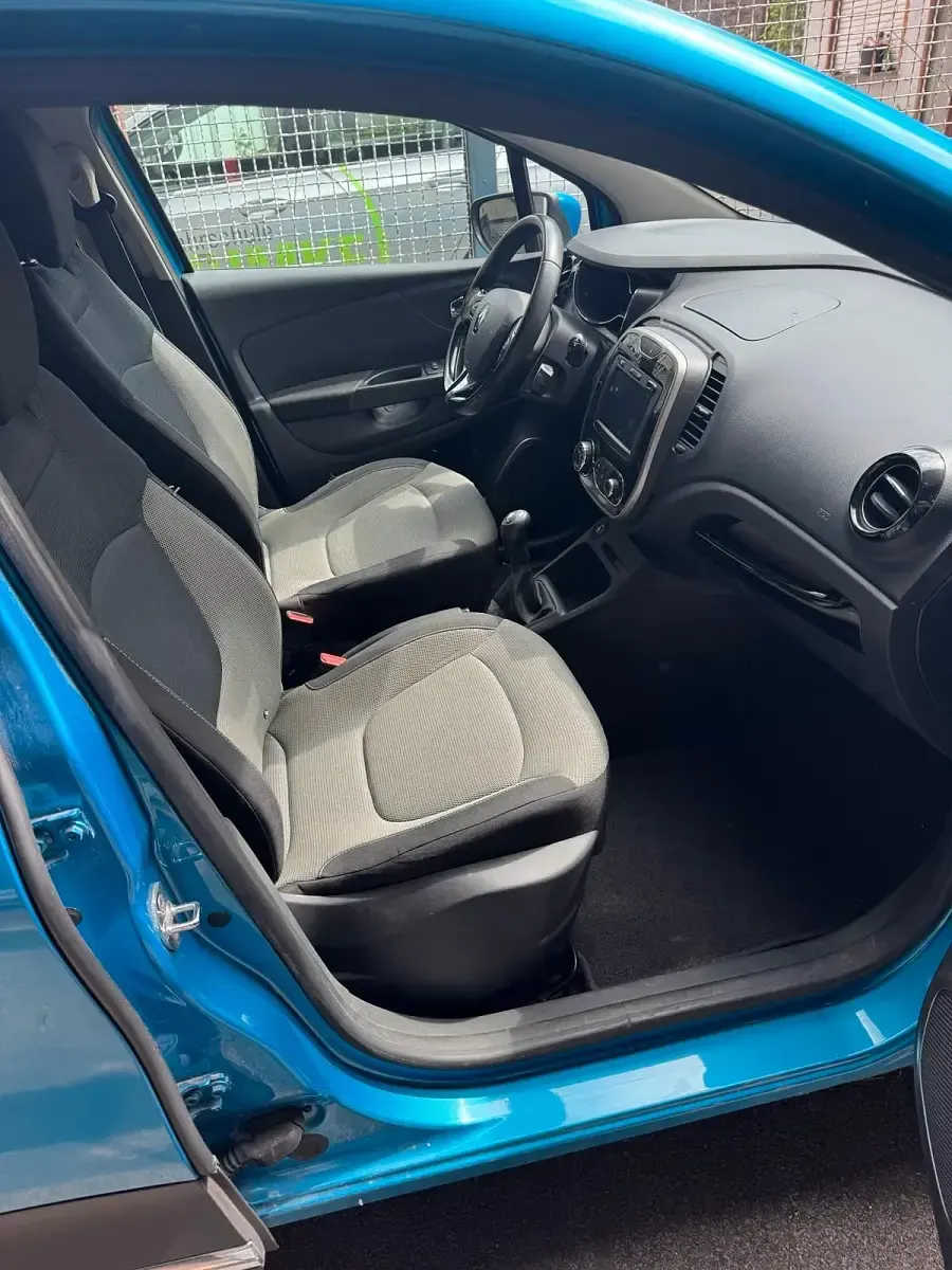 Gebraucht Renault Captur 90 PS (66 kW) 2013 Blau SUV