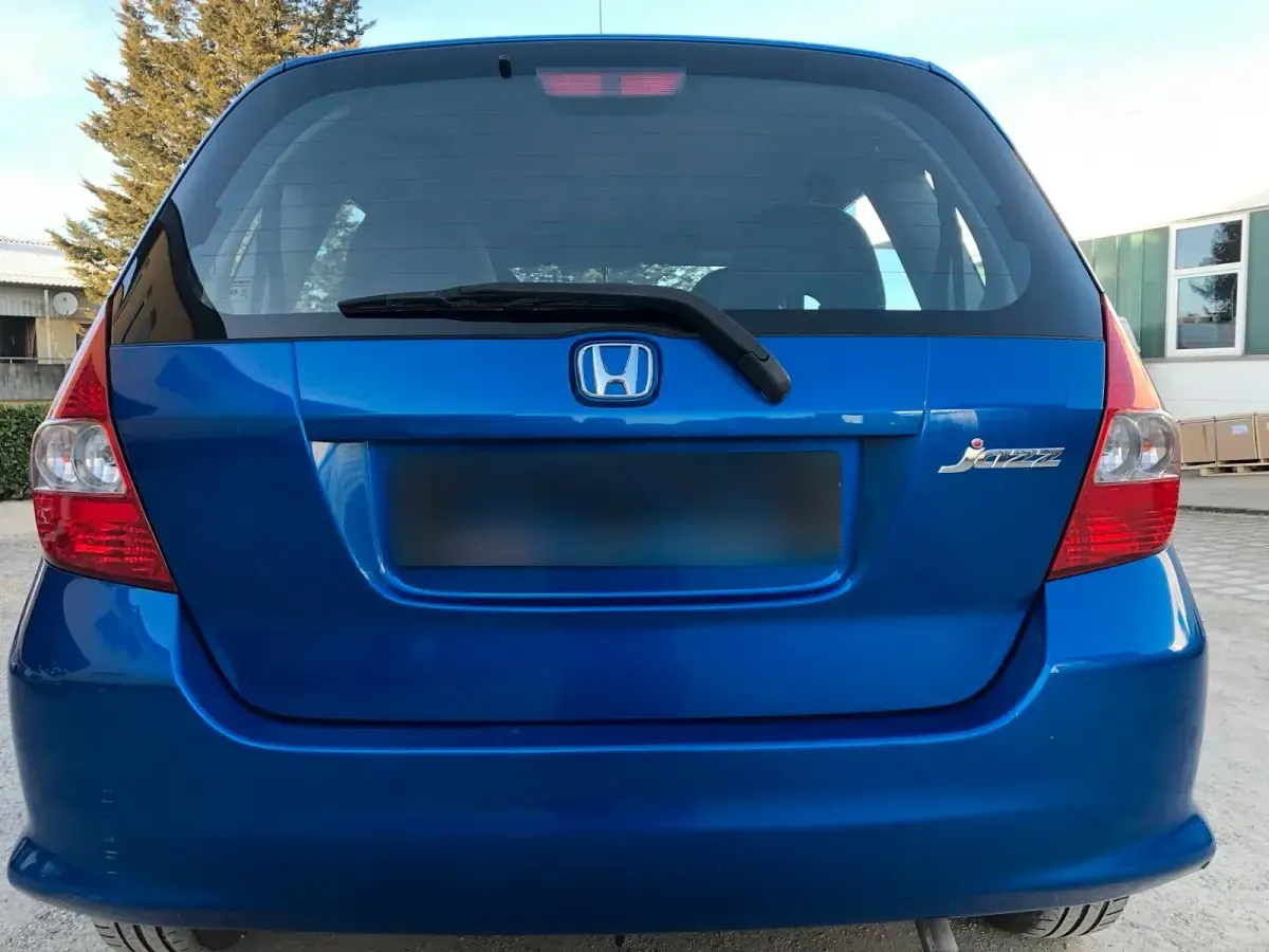 Gebraucht Honda Jazz 77 PS (56 kW) 2006 Blau Kleinwagen