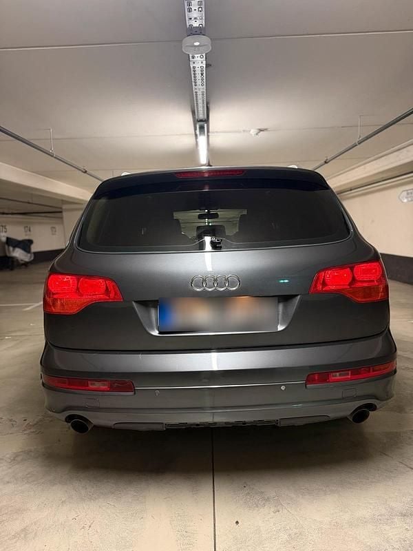Gebraucht Audi Q7 S-Line 239 PS (175 kW) 2007 Grau SUV
