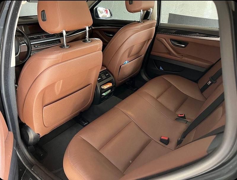 Gebraucht BMW 520 190 PS (139 kW) 2016 Schwarz Kombi