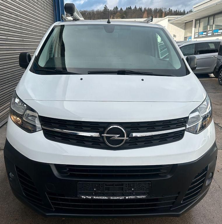 Gebraucht Opel Vivaro Edition 144 PS (105 kW) 2022 Weiß Van / Kleinbus