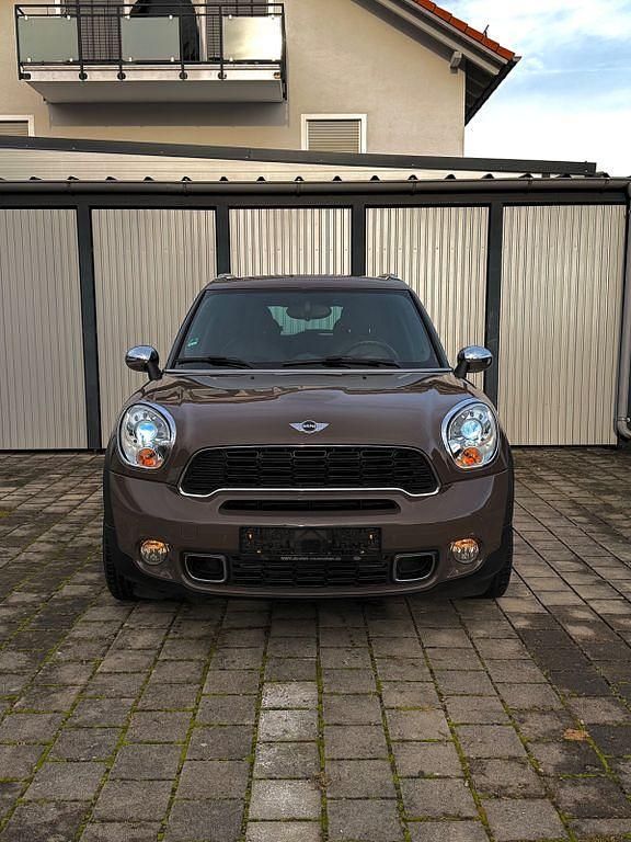 Gebraucht Mini Countryman 184 PS (135 kW) 2011 Braun SUV