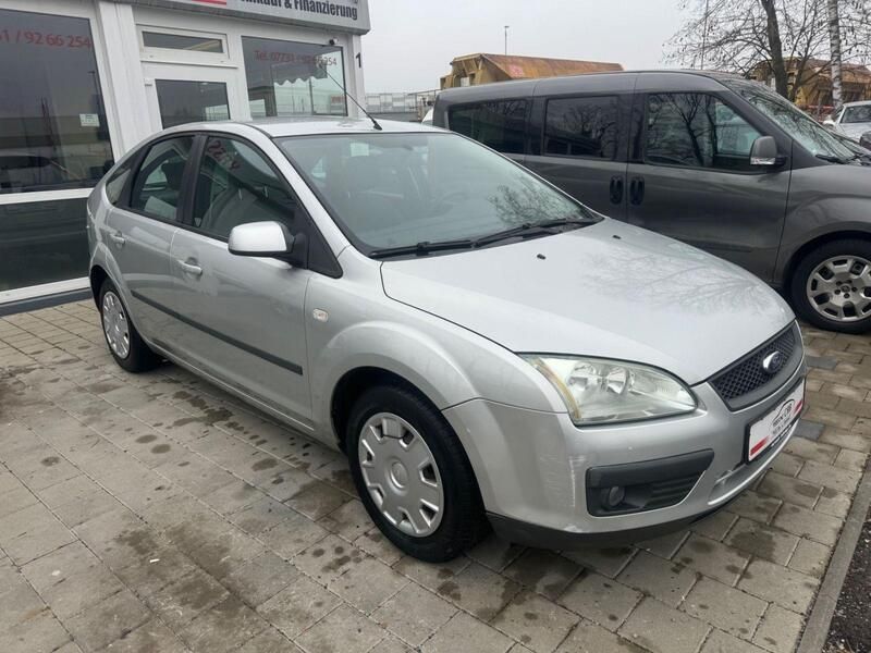 Gebraucht Ford Focus Fun X 125 PS (91 kW) 2006 Silber Kleinwagen