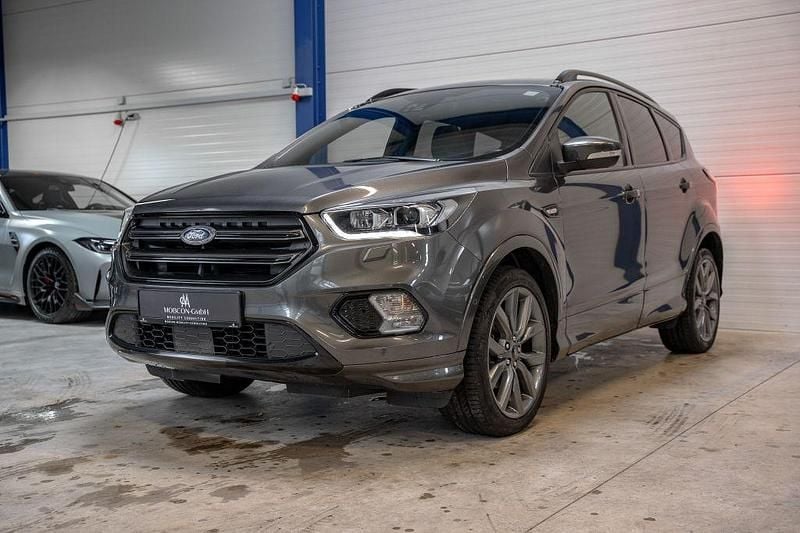 Grau Gebraucht 2019 Ford Kuga ST-Line SUV | 15.500 € (Guter Preis) - Bild 1/4