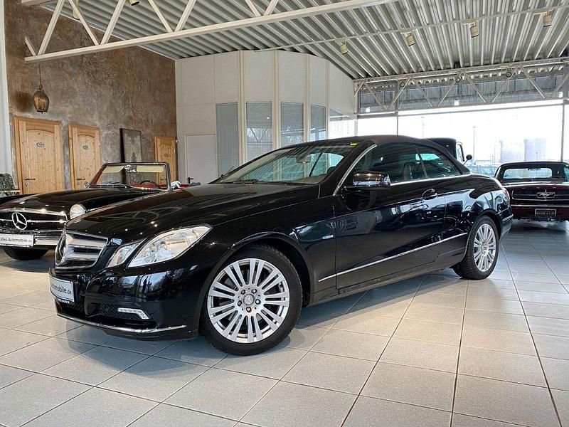 Gebraucht Mercedes E350 231 PS (169 kW) 2010 Obsidianschwarz – metalliclack Cabrio