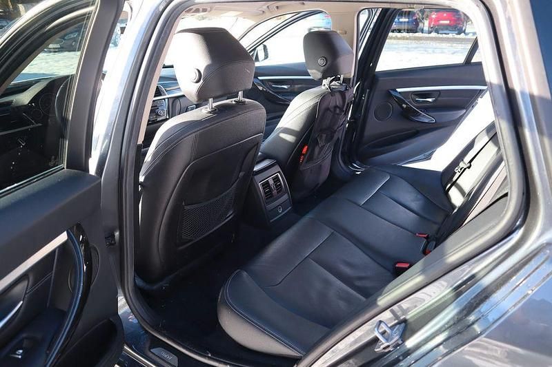 Gebraucht BMW 320 Luxury Line 190 PS (139 kW) 2016 Grau Kombi