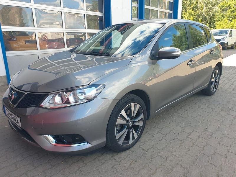 Grau Gebraucht 2015 Nissan Pulsar Limousine | 12.490 € (Etwas zu teuer) - Bild 1/4