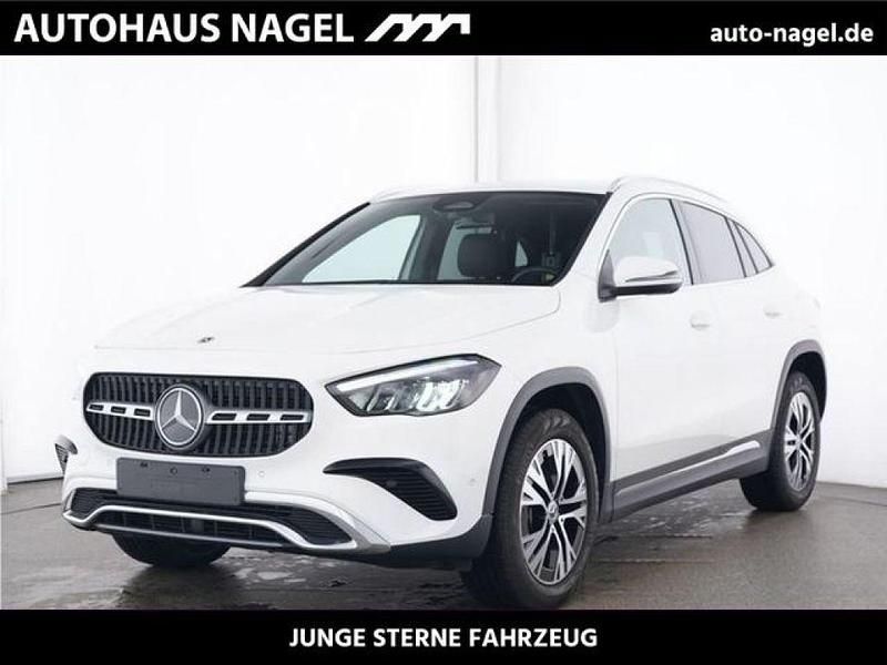 Unilack polarweiß Gebraucht 2024 Mercedes GLA250 SUV | 37.759 € (Guter Preis) - Bild 1/4