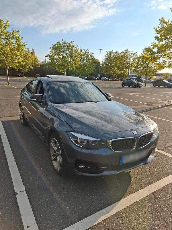 Grau Gebraucht 2018 BMW 320 Gran Turismo M Sport Limousine | 19.999 € (Guter Preis) - Bild 1/4
