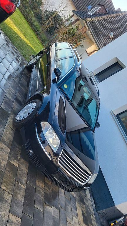 Schwarz Gebraucht 2003 VW Passat Kombi | 1.100 € (Fairer Preis) - Bild 1/4