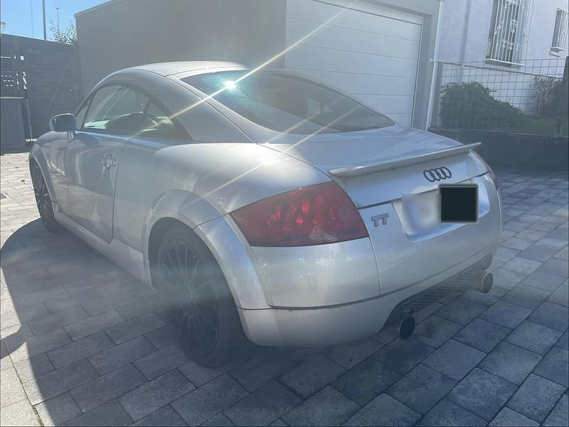 Gebraucht Audi TT 180 PS (132 kW) 1999 Silber Coupé