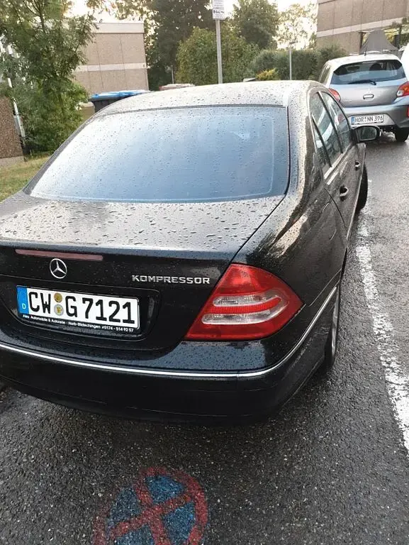 Gebraucht Mercedes C180 Classic 143 PS (105 kW) 2003 Schwarz Limousine