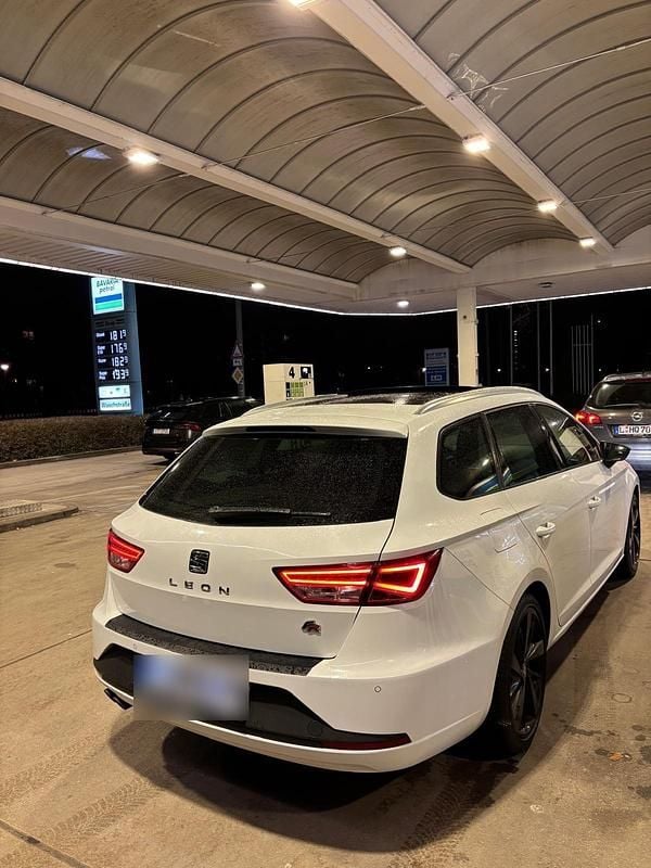 Second-hand Seat Leon FR 184 CP (135 kW) 2014 Alb Break