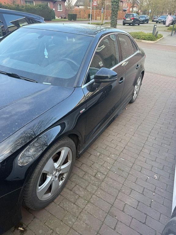 Gebraucht Audi A3 S-Line 150 PS (110 kW) 2019 Schwarz Limousine