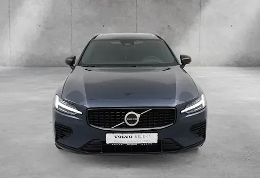 Gebraucht Volvo V60 Plus 336 PS (247 kW) 2025 Blau Kombi