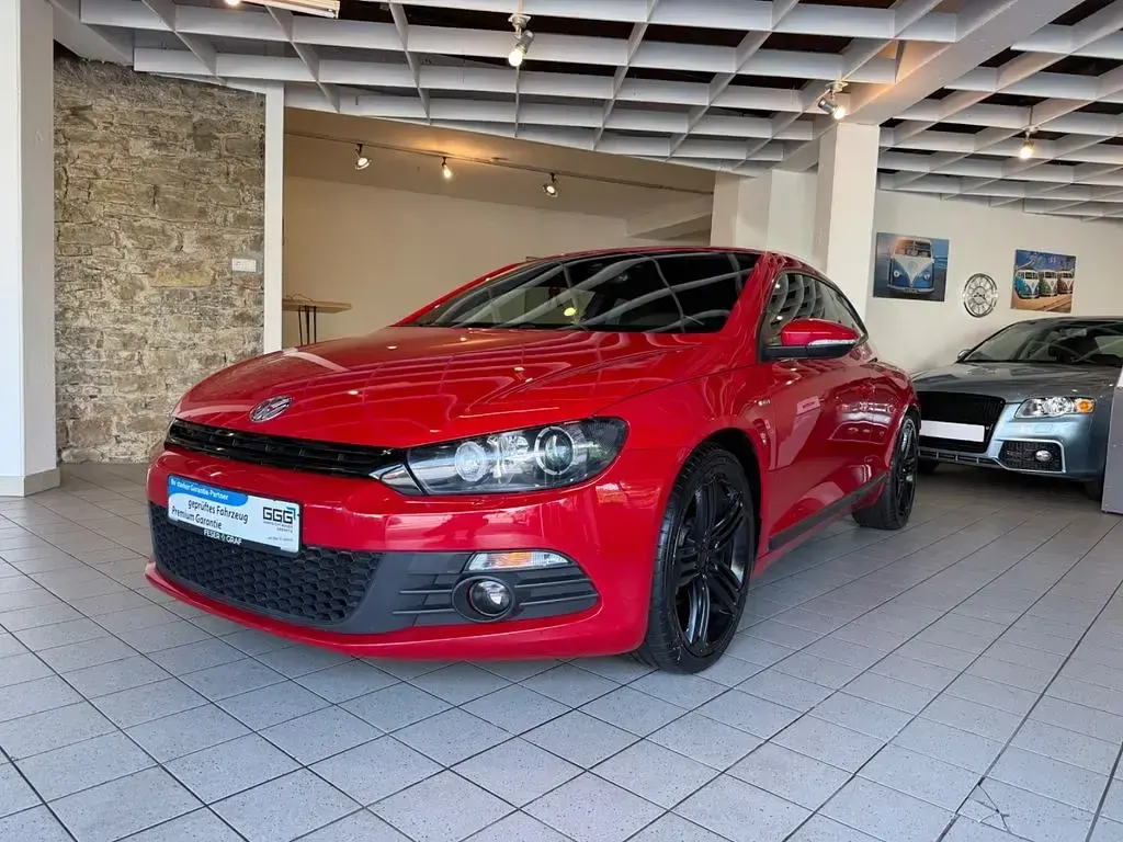Gebraucht VW Scirocco Life 122 PS (89 kW) 2014 Rot Coupé