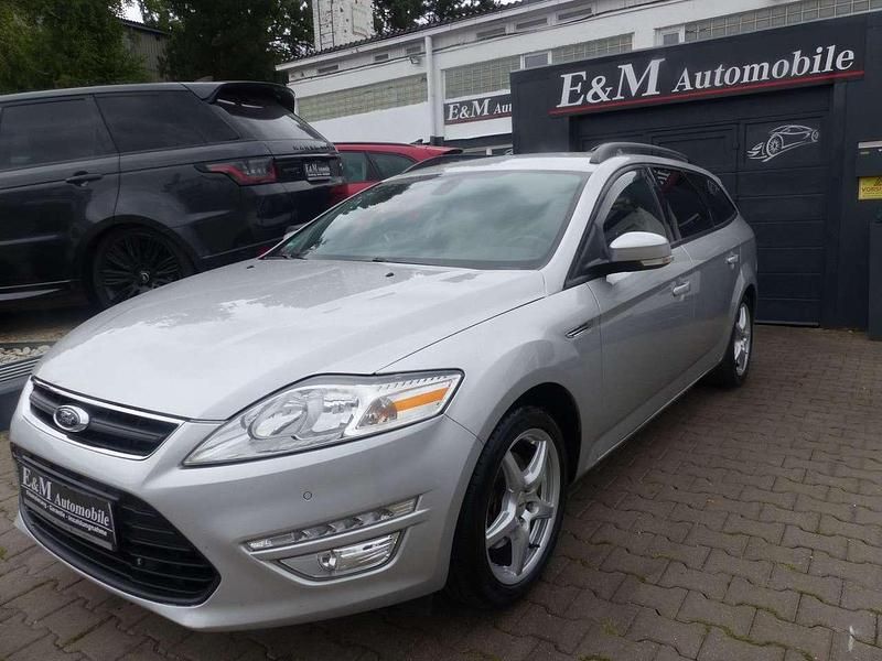 Silber Gebraucht 2011 Ford Mondeo Kombi | 6.680 € (Etwas zu teuer) - Bild 1/4