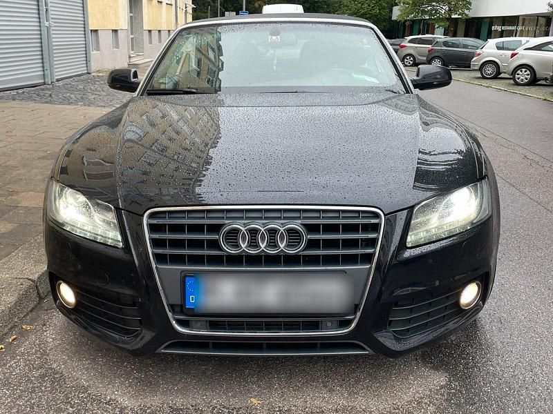 Schwarz Gebraucht 2011 Audi A5 Coupé | 9.200 € - Bild 1/4