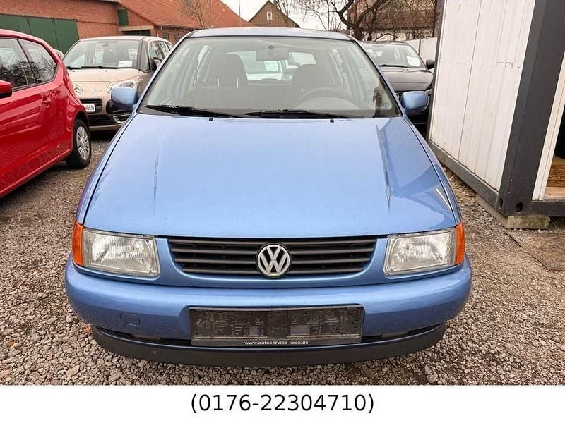 Blau Gebraucht 1997 VW Polo Kleinwagen | 650 € (Guter Preis) - Bild 1/4