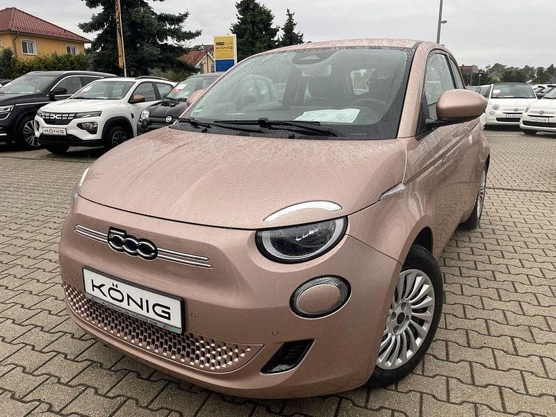 Gold Gebraucht 2023 Fiat 500e Kleinwagen | 17.999 € (Superpreis) - Bild 1/3