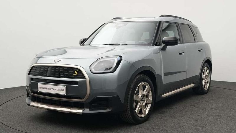 Grün Gebraucht 2025 Mini Countryman Favoured SUV | 38.205 € (Fairer Preis) - Bild 1/4