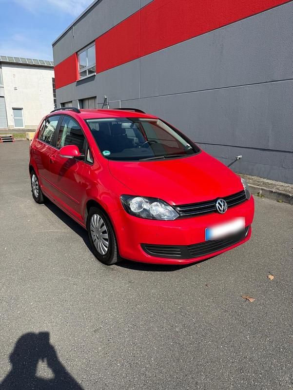 Gebraucht VW Golf VI 120 PS (88 kW) 2011 Rot Kleinwagen