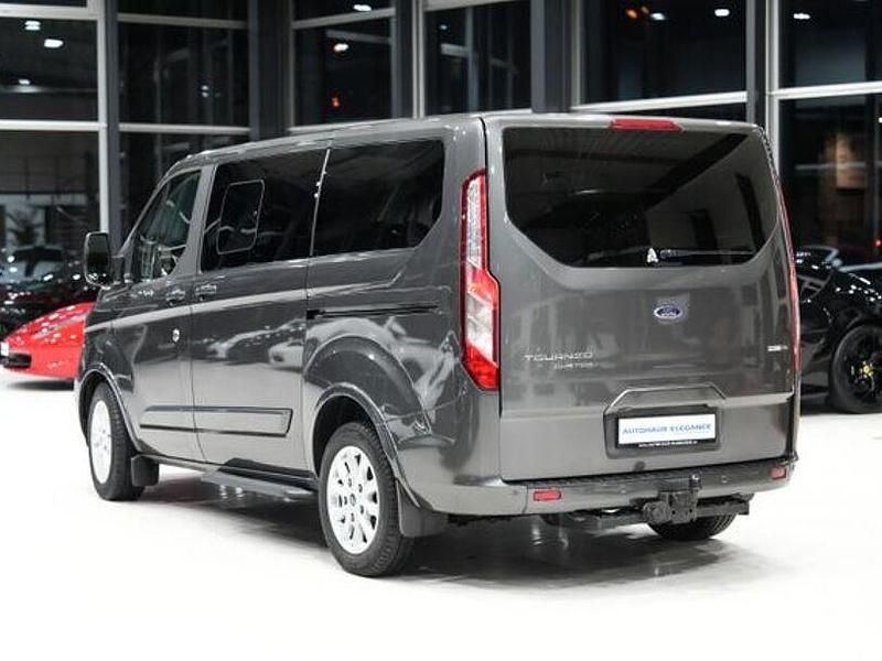 Gebraucht Ford Tourneo Custom Titanium 475 PS (349 kW) 2021 Andere Van