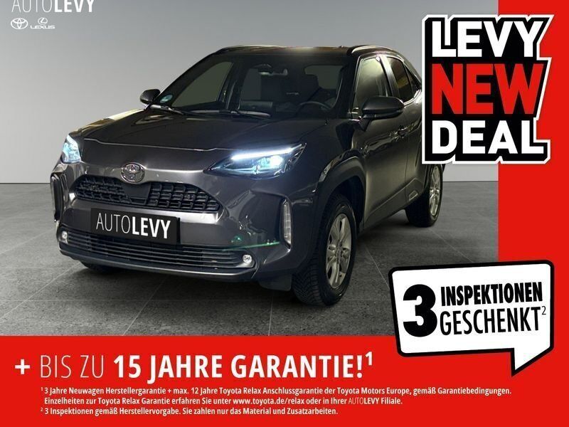 Marlingrau metallic Gebraucht 2024 Toyota Yaris Cross Team SUV | 29.475 € (Superpreis) - Bild 1/4