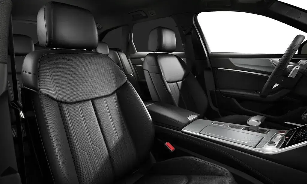 Używany Audi RS6 Ambiente 600 KM (441 kW) 2025 Szary Kombi