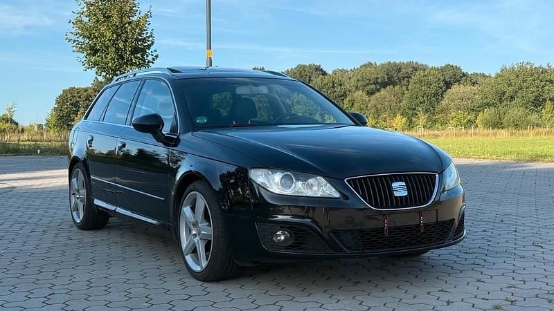 Schwarz Gebraucht 2011 Seat Exeo Kombi | 9.000 € (Teuer) - Bild 1/4