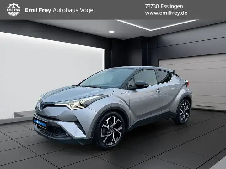 Metalstreamgrau metallic / dach Gebraucht 2017 Toyota C-HR Plus SUV | 18.980 € (Fairer Preis) - Bild 1/4