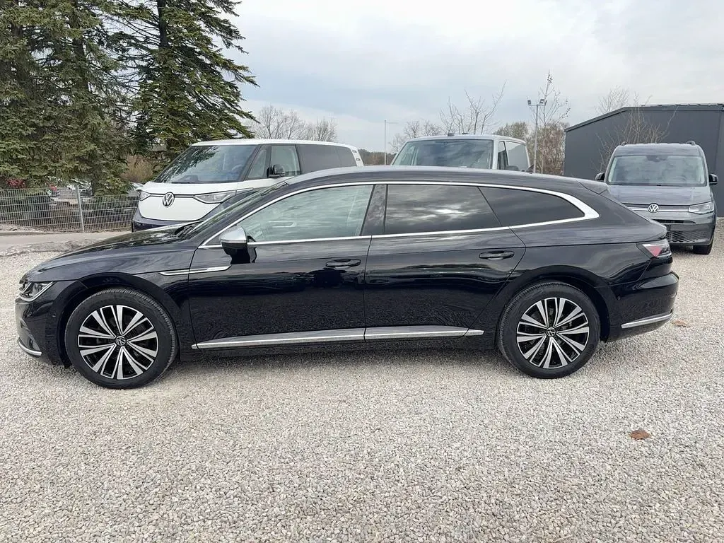 Gebraucht VW Arteon Elegance 200 PS (147 kW) 2022 Deep black perleffekt Kombi
